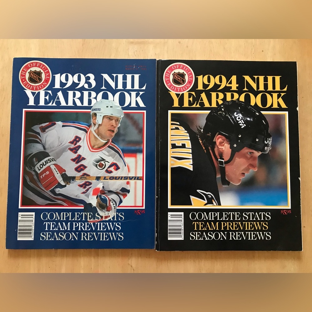 The Hockey News Yearbooks 1993 and 1994, Mark Messier and Mario Lemieux Covers
